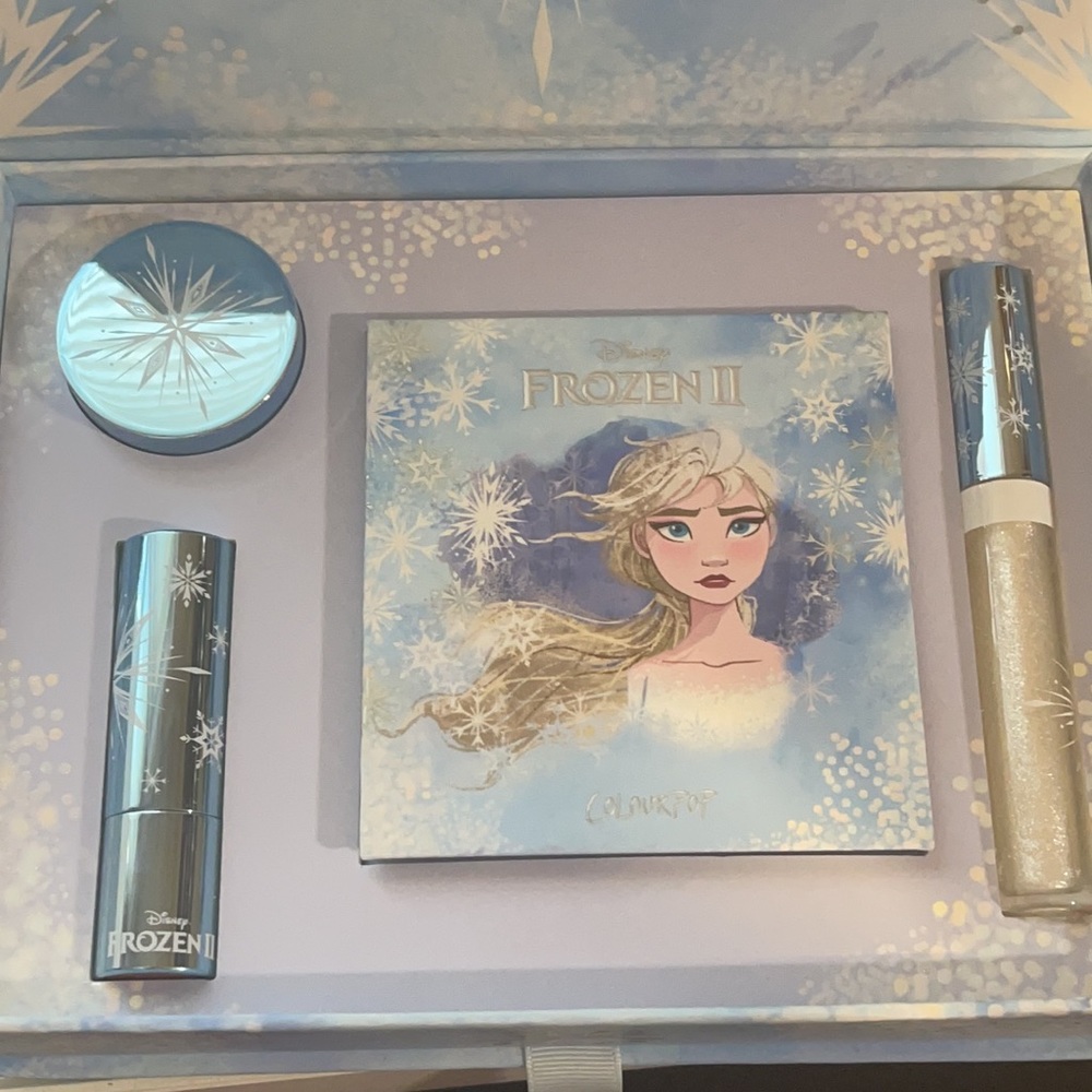Disney Frozen 2 Elsa Collection